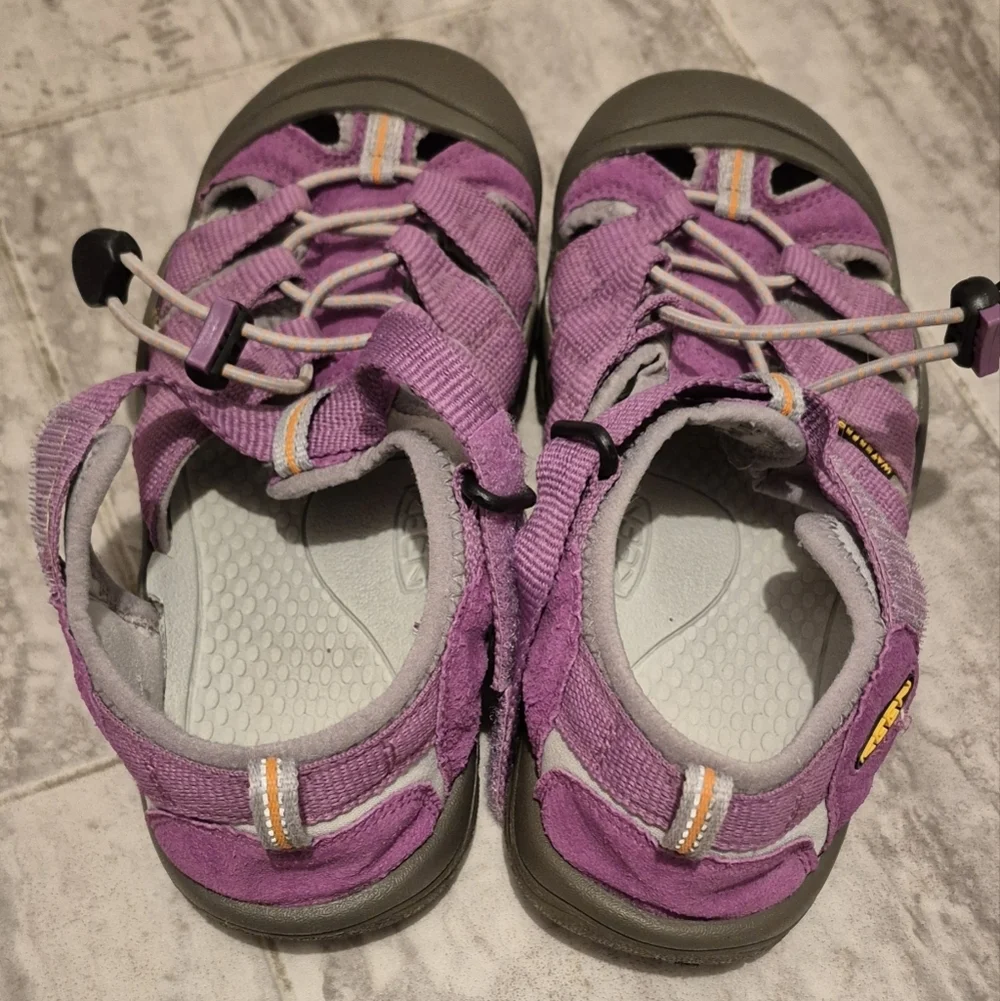 Keen durable kids